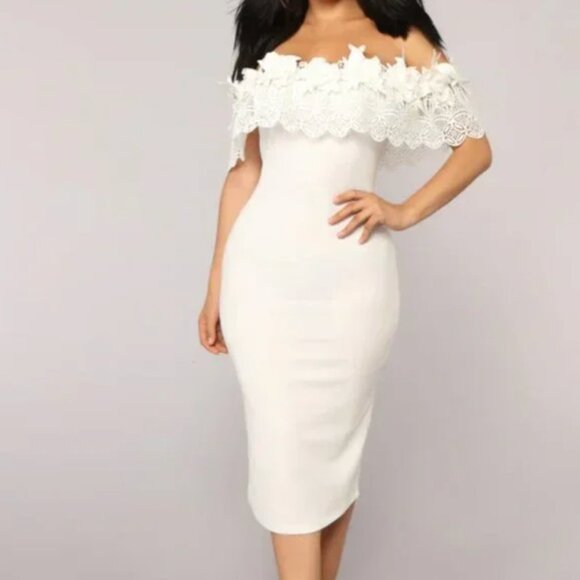 Fashion Nova NWT White Floral Lace Body con Midi Dress size L - Picture 4 of 12
